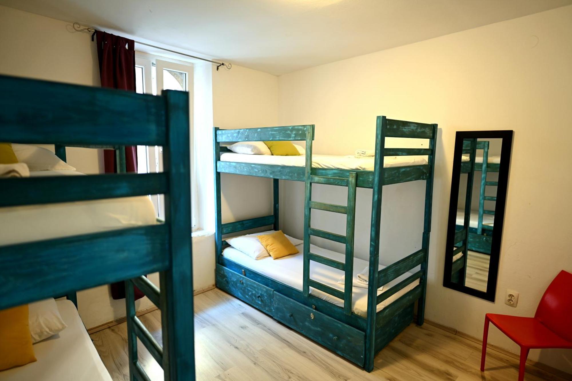 White Rabbit Hostel フヴァル エクステリア 写真