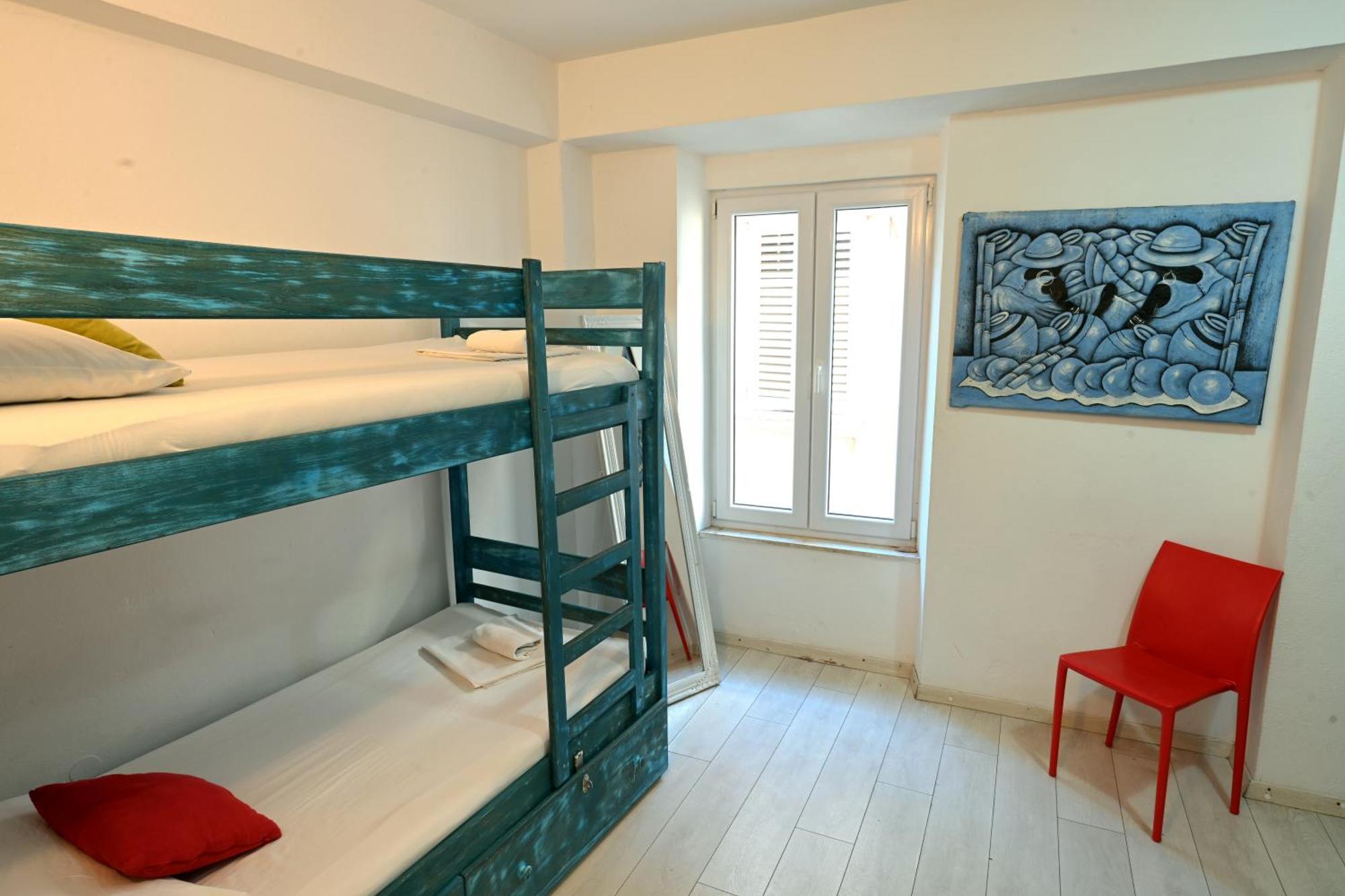 White Rabbit Hostel フヴァル エクステリア 写真