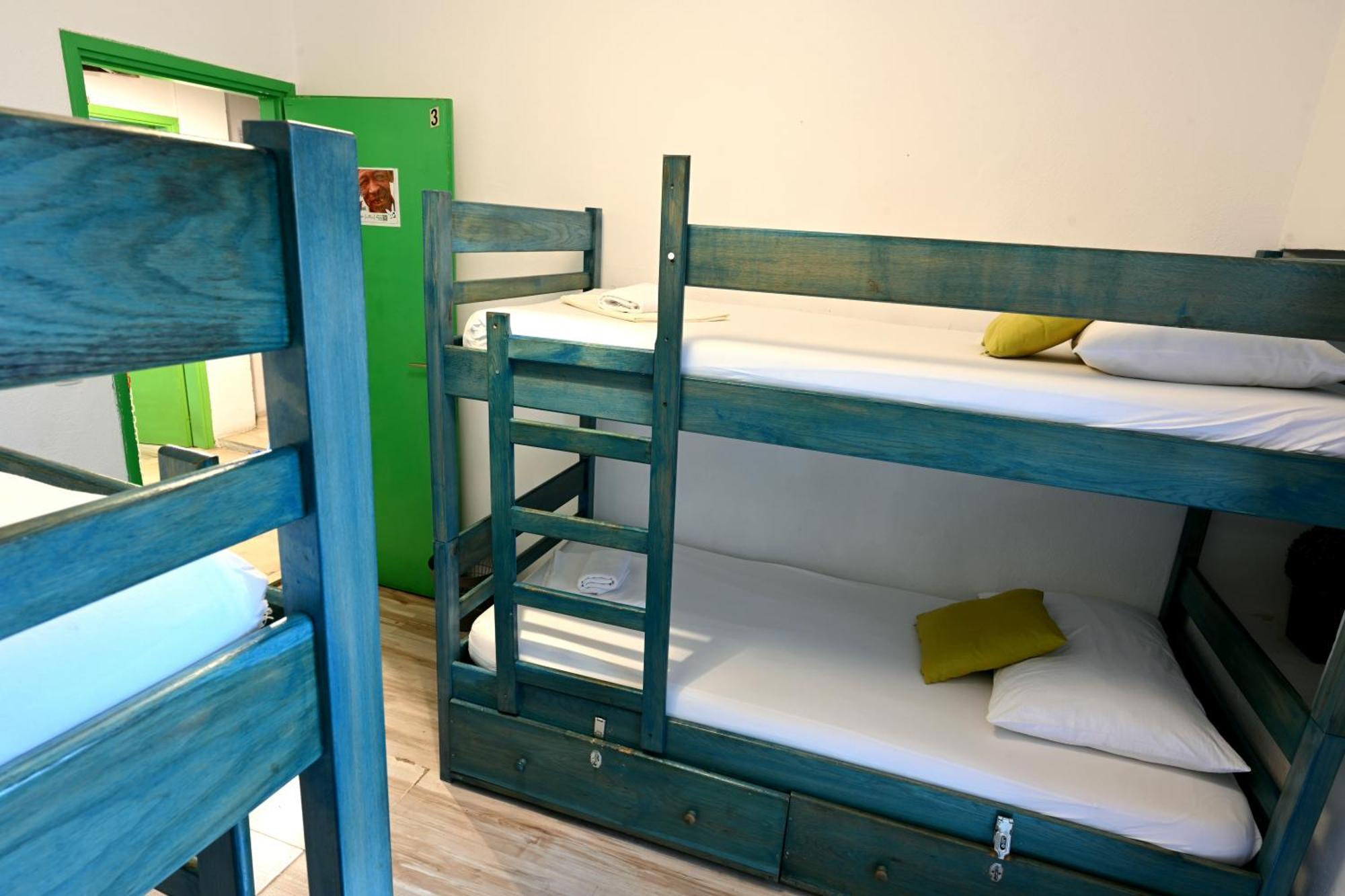 White Rabbit Hostel フヴァル エクステリア 写真