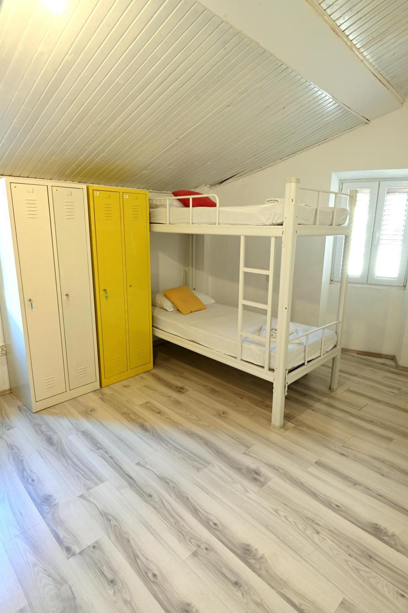 White Rabbit Hostel フヴァル エクステリア 写真