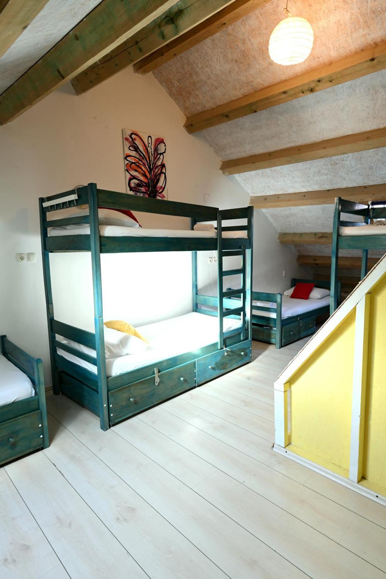 White Rabbit Hostel フヴァル エクステリア 写真